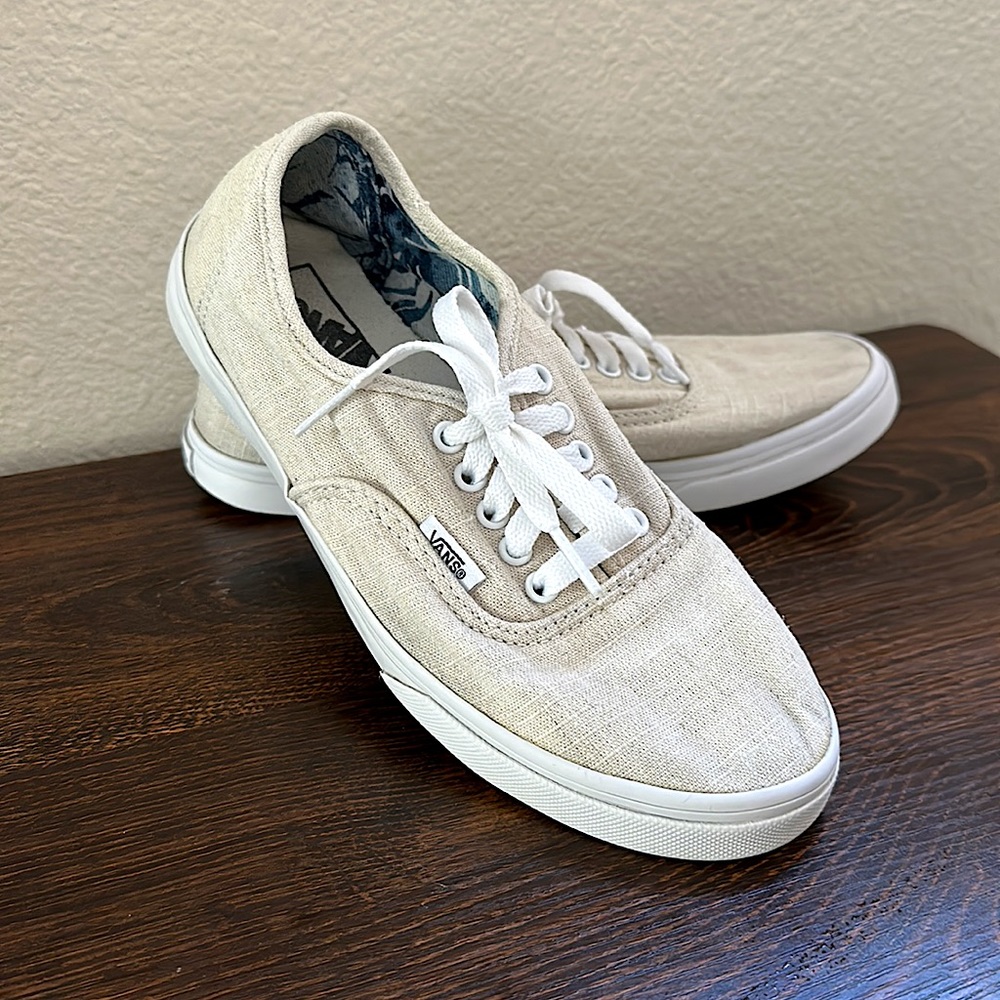 VANS | canvas sneakers size 7